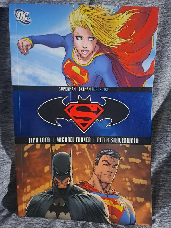 Superman/Batman Supergirl [ISBN 1401202500](DC Comics)