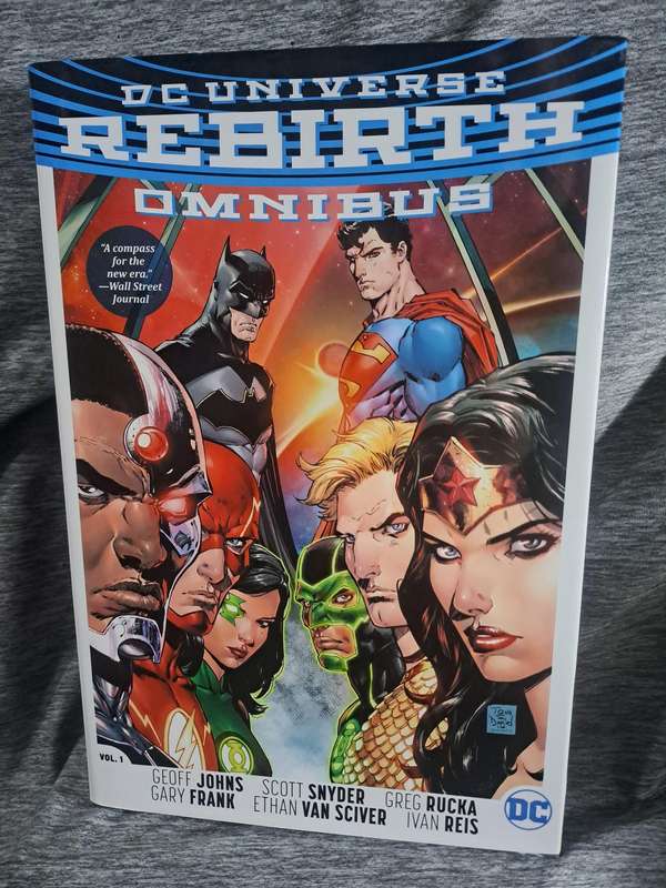 DC Universe Rebirth Omnibus No.1 [ISBN 9781401267421](DC Comics)
