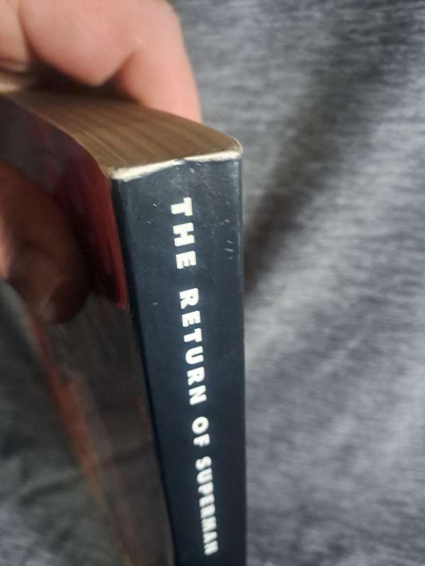 The Return Of Superman [ISBN 1852865148](DC Comics)( tear on spine)