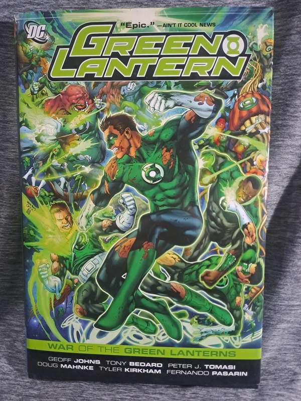 Green Lantern: War Of The Green Lanterns [ISBN 9781401232344](DC Comics)
