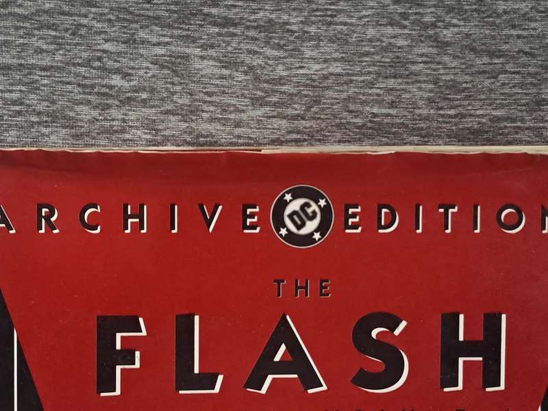The Flash Archives Vol.1 [ISBN 1563891395](DC Comics)(hard cover)