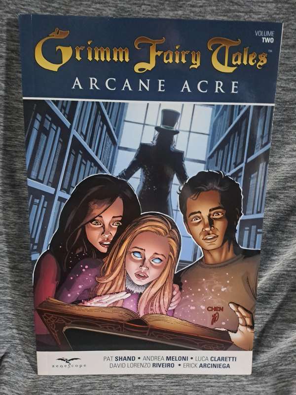 Grimm Fairy Tales Arcane Acre Vol.2 [ISBN 9781942275145](Zenescope)