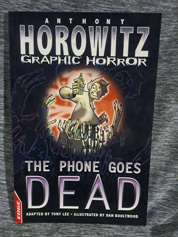 The Phone Goes Dead [ISBN 9780749695095](Edge)