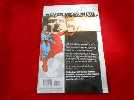Superman Shadows Linger [ISBN978140122125] (DC )