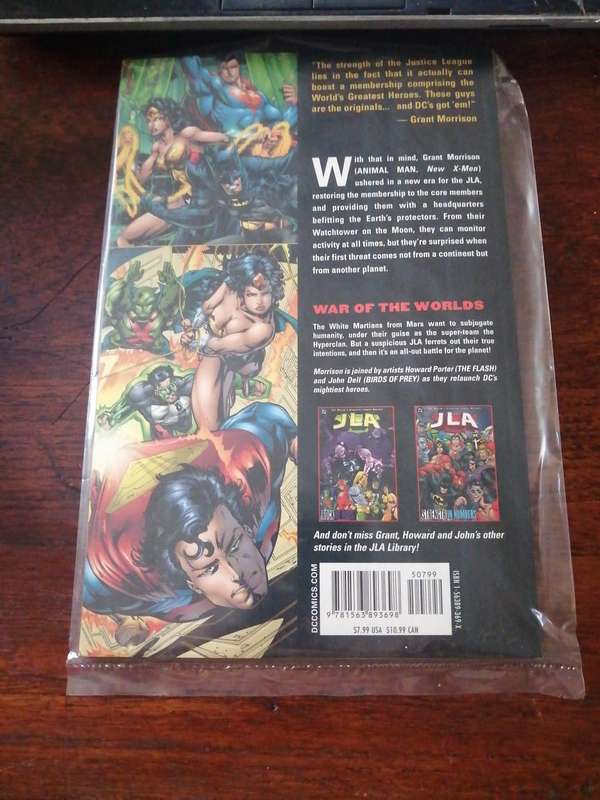JLA New World Order [ISBN 9781563893698] (DC Comics)
