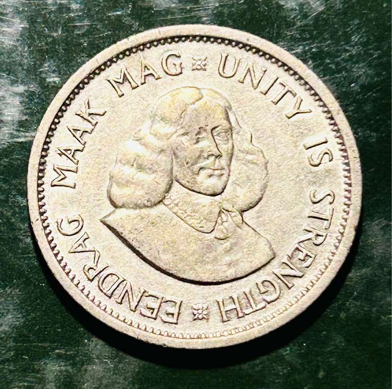 1961 TEN CENT IN UNC CONDITION BEAUTIFULL COIN