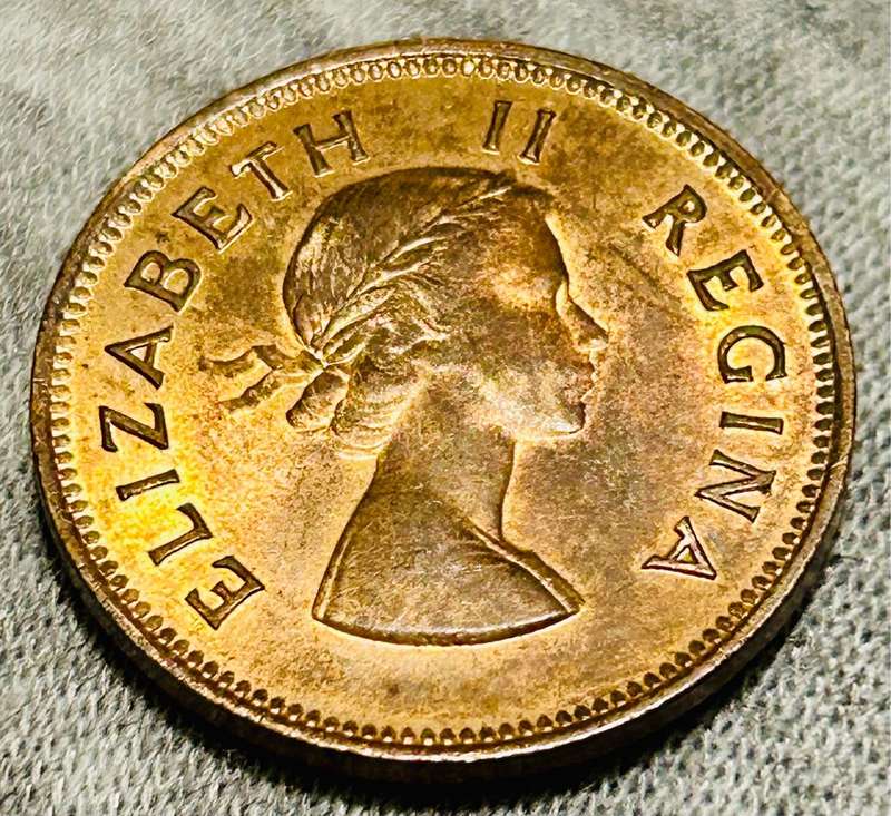 1953 1/2 PENNY UNCIRCULATED BRILLIANT  COIN