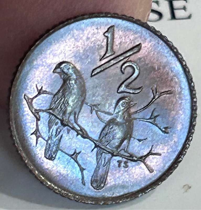 1974 UNCIRCULATED 1/2 cent SCARES BEAUTIFUL TONED UNC