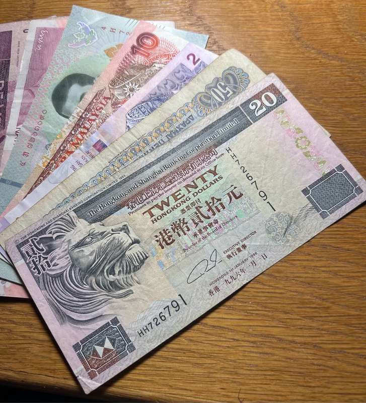 MIX WORLD BANKNOTES VERY COLLECTABLE