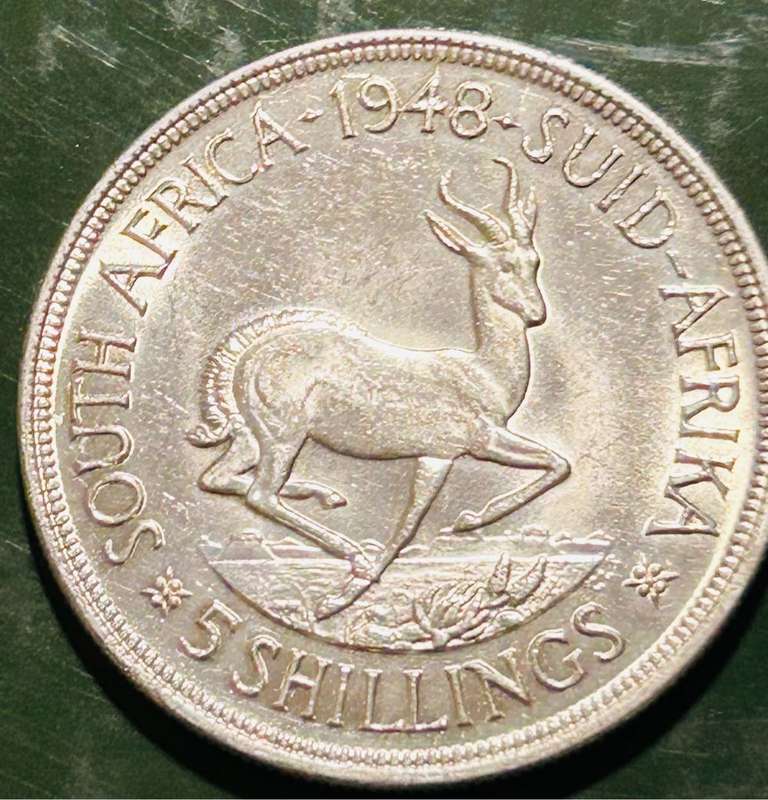 1948 5 SHILLING UNC GRADE QUALITY SPOTLESS CROWN IN CAPTULE