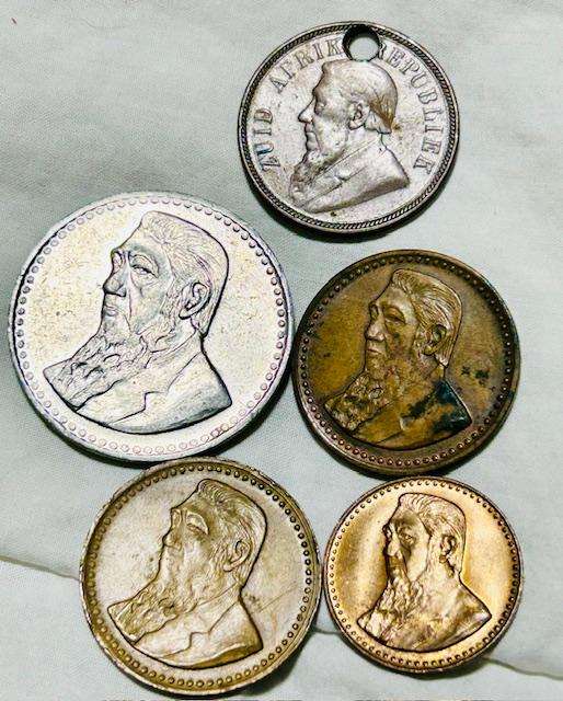 PAUL KRUGER GOLD REEF CITY TOKEN - SCARES 1991 - 1 POND UNCIRCULATED AND 1892 1PENNY DAMAGED