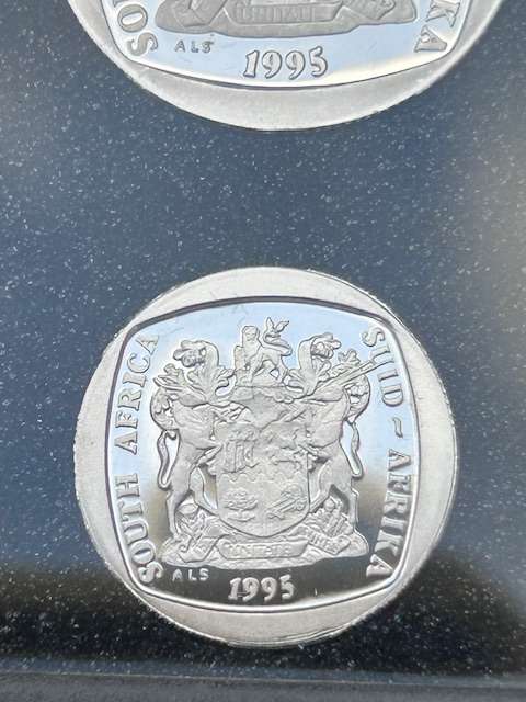 1995 SPECIAL PROOF SET IN ORIGINAL CASE ULTRA CAMEO COIN SET (SEE OTHER 1995 SETS) SEE IMAGES
