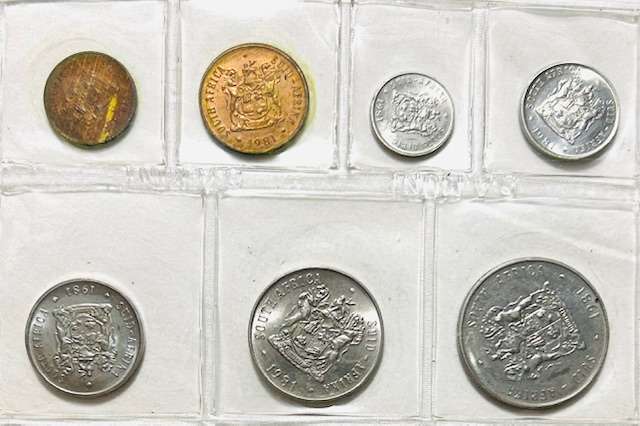 1981 SA MINT PACK STILL AS FROM MINT FULLY UNCIRCULATED