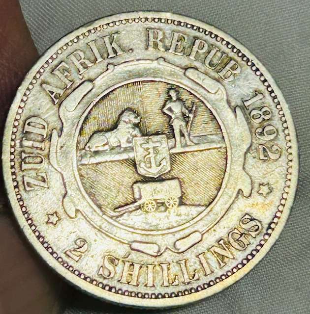 1892 2 SHILLING ZAR (925 silver) LOW MINTAGE AND HIGHLY COLLECTABLE