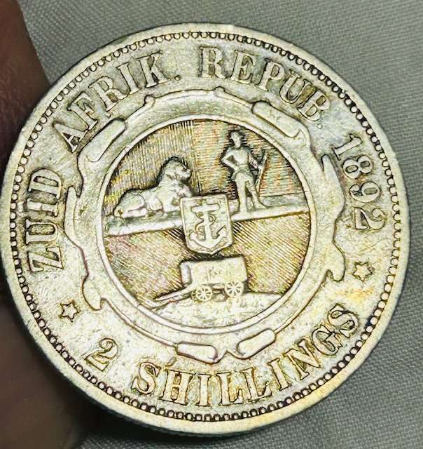 1892 2 SHILLING ZAR (925 silver) LOW MINTAGE AND HIGHLY COLLECTABLE