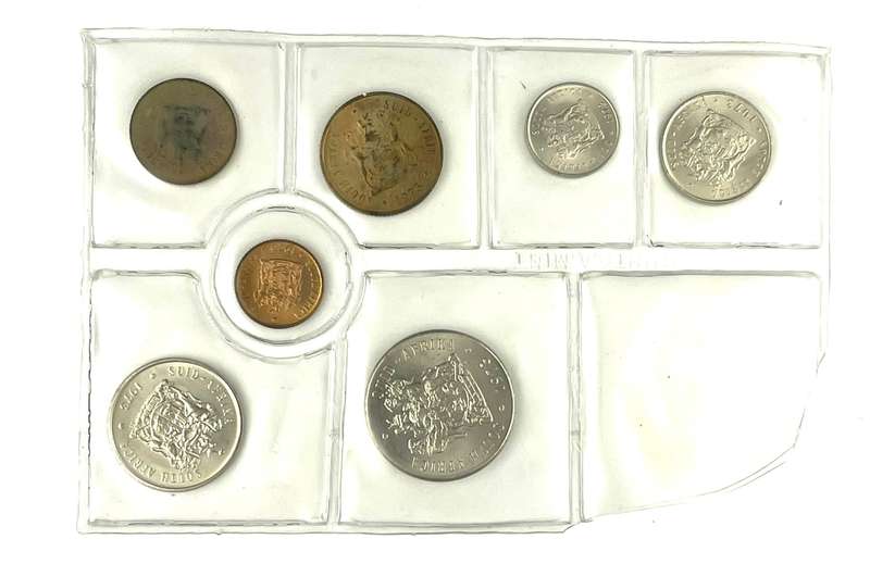 1973 partial uncirculated mint pack set (No R1)