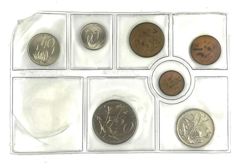 1975 partial unc mint pack set (No R1)