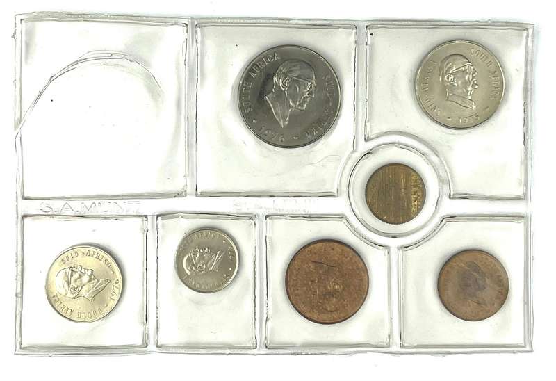 1976 partial uncirculated mint pack set (No R1)