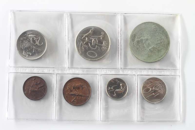 1967 Afrikaans Suid Africa (UNC) Uncirculated Mint Pack Set (Silver R1) * **Mintage ONLY 20,000**