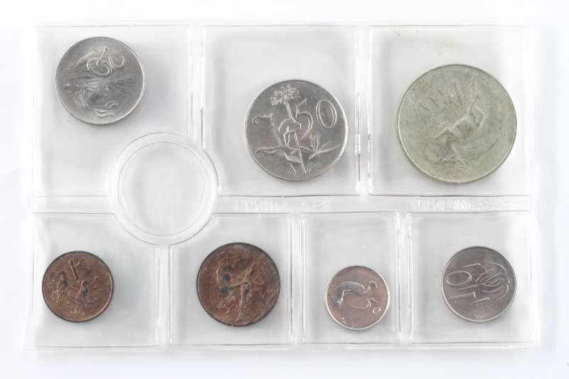 1967 Afrikaans Suid Africa (UNC) Uncirculated Mint Pack Set (Silver R1) * **Mintage ONLY 20,000**