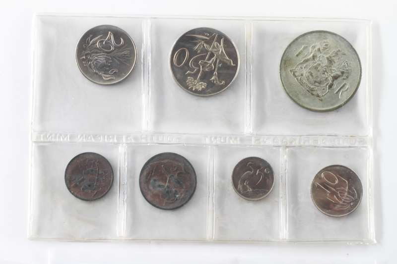 1969 Afrikaans Suid Africa (UNC) Uncirculated Mint Pack Set (Silver R1)* **Mintage ONLY 7,500**