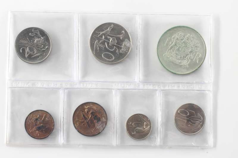 1969 English South Africa (UNC) Uncirculated Mint Pack Set (Silver R1) * **Mintage ONLY 7,500**