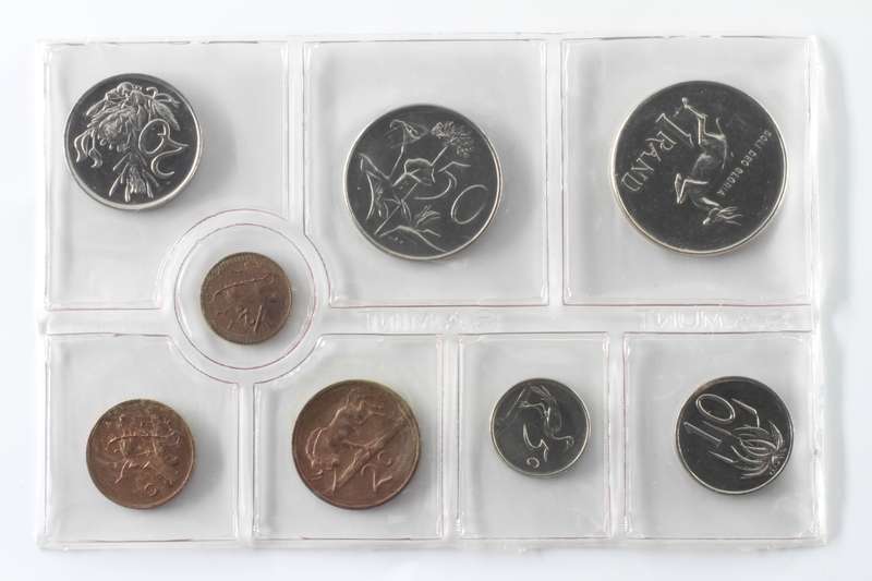 1977 South Africa (UNC) Uncirculated Mint Pack Set  * **Mintage ONLY 20,000**