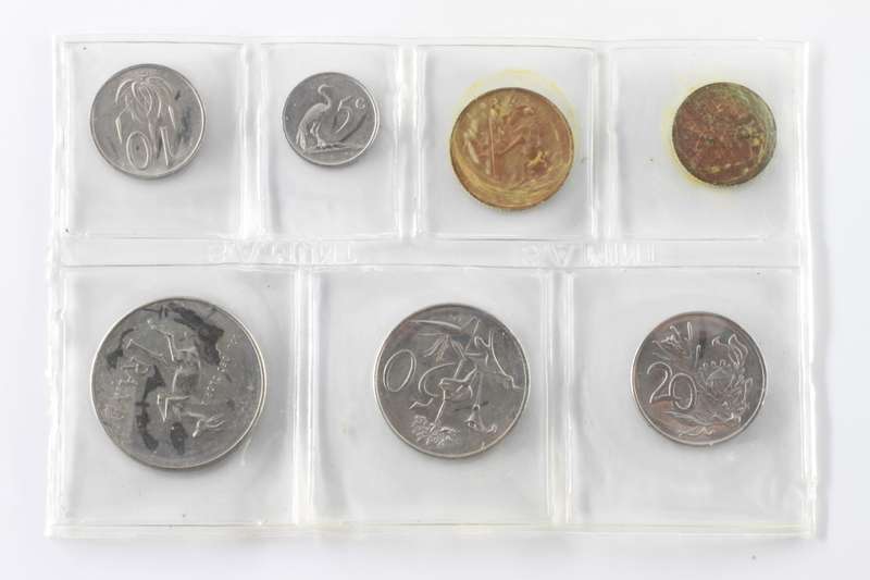 1981 South Africa (UNC) Uncirculated Mint Pack Set  * **Mintage ONLY 10,000**