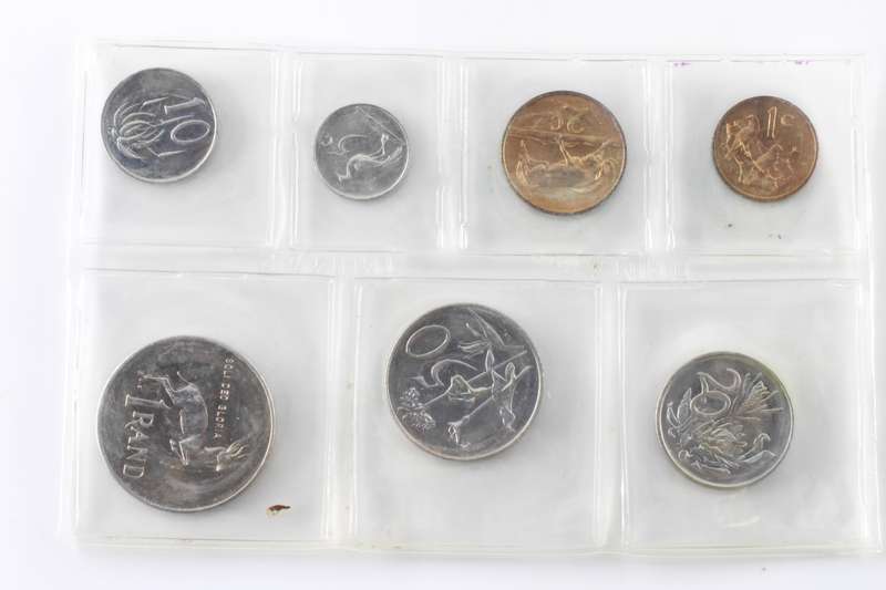 1983 South Africa (UNC) Uncirculated Mint Pack Set  * **Mintage ONLY 13,000**