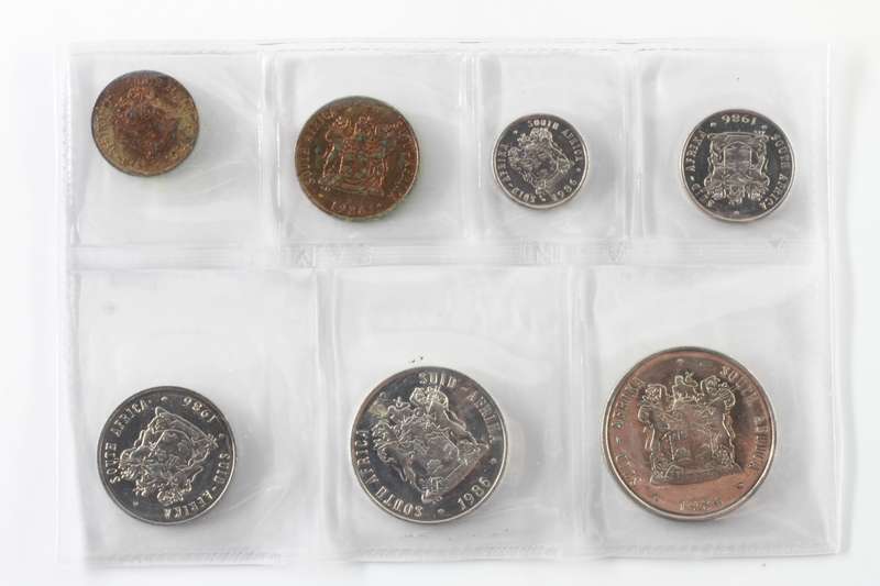1986 South Africa (UNC) Uncirculated Mint Pack Set * **Mintage ONLY 9,100**