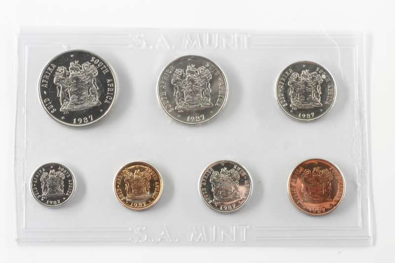 1987 South Africa (UNC) Uncirculated Mint Pack Set * **Mintage ONLY 7,642**
