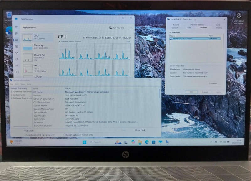 HP Pavilion 8th gen Core i7 15.6" Notebook