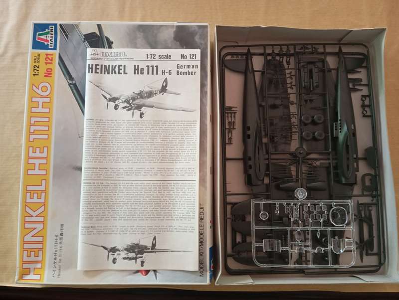 Scaled Model Kit 1:72 - Henkel He 111 H6 - Italeri