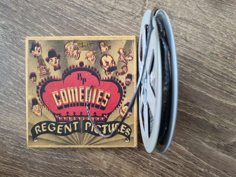 VINTAGE 8MM HOME MOVIES - B/W SILENT EDITION