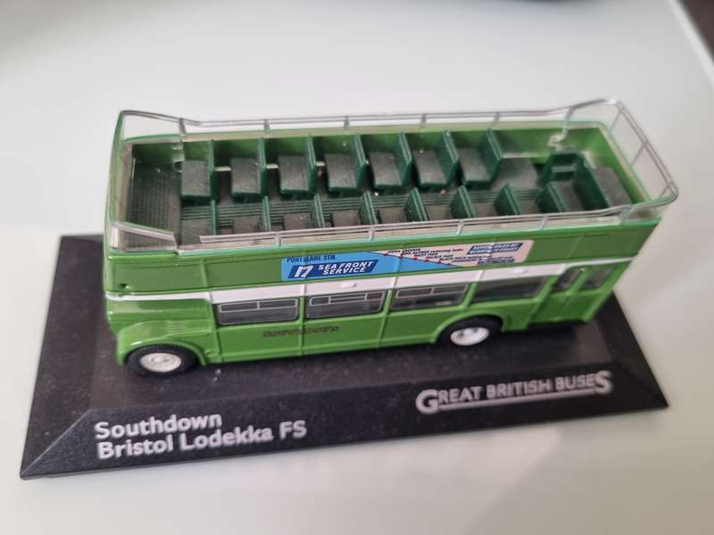 Great British Buses - Southdown Bristol Lodekka FS (00 scale)