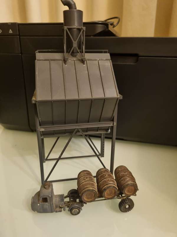 H0 /00 Scale Coal Loading Bin and 3-Wheeler with Trailer carrying barrels.
