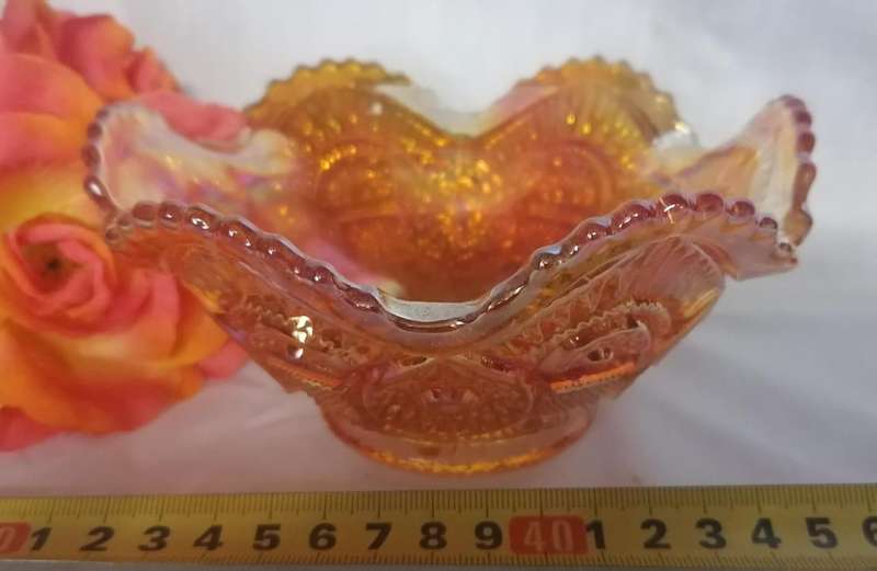 GORGEOUS CARNIVAL GLASS SWEET DISH