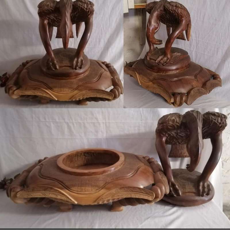 GORGEOUS HANDCARVED WOODEN BIRD OF PREY WOOD CONTAINER