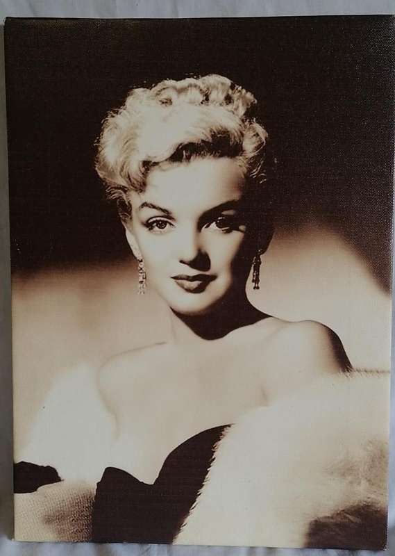 PRINT ON BLOCK MOUNT CANVAS OF VINTAGE LADY