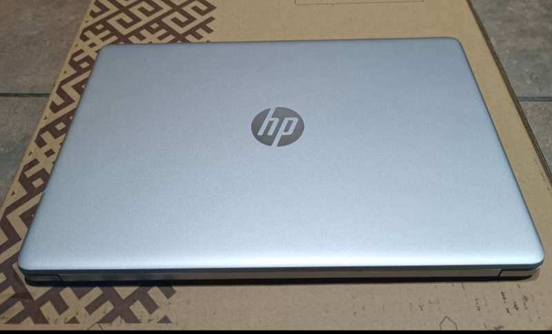HP i5 11th gen laptop