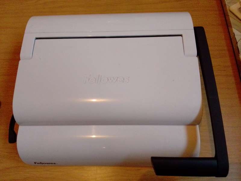Fellowes Pulsar+300 Binding Machine