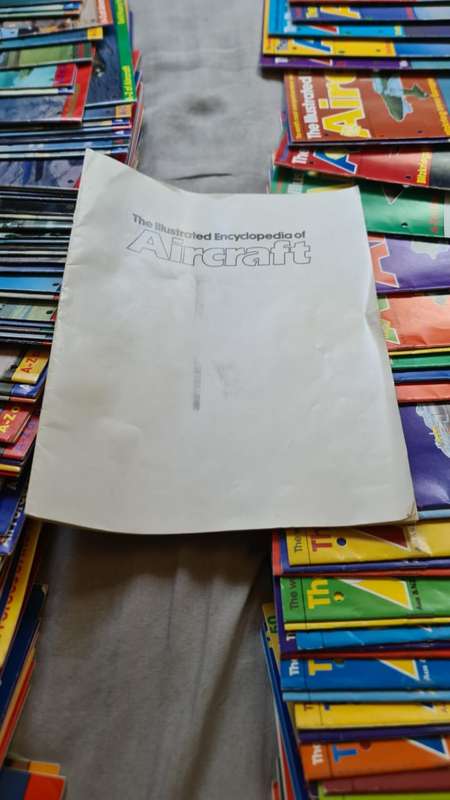 Valuable Collectors Illustrated Encyclopaedia of Aircraft edition 1 to 216