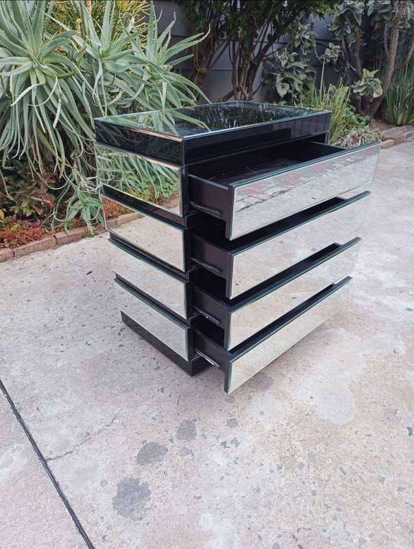 Side table with a glass finish