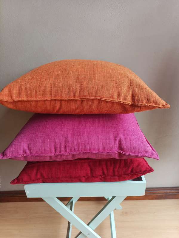 Three Stunning scattered cushions