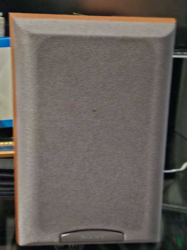 Complete Sony Surround sound system with wiring and both remotes in working condition