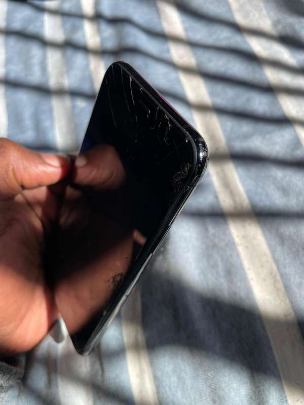 iphone xs 64g (touch not working)