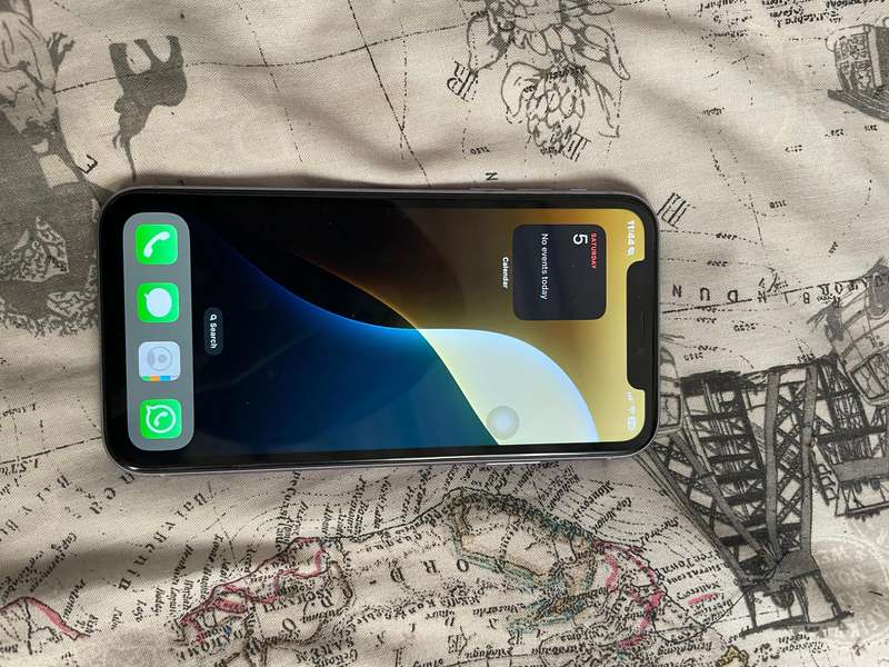 iPhone 11
