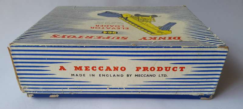 Dinky Toys 964 Elevator Loader In Original Box.  Height : 15.5cm.