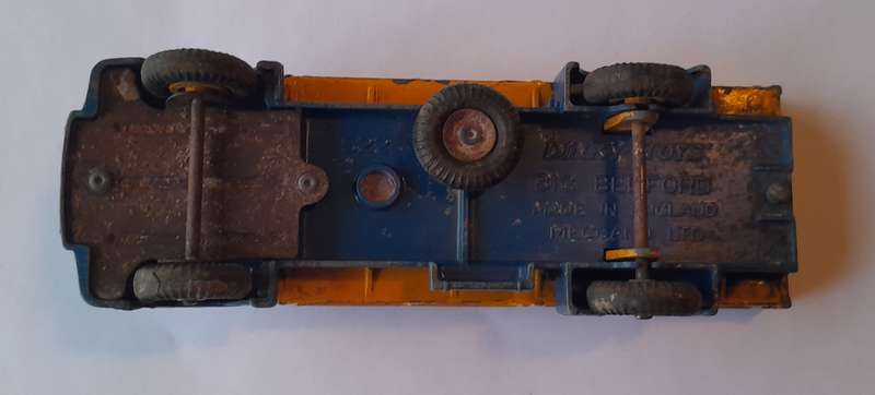 "Reserved" Dinky Toys 522 Big Bedford Lorry (Unboxed). 14.8cm.
