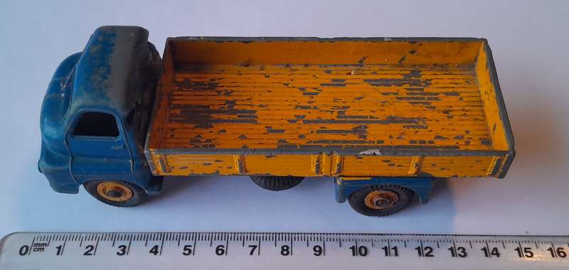 "Reserved" Dinky Toys 522 Big Bedford Lorry (Unboxed). 14.8cm.